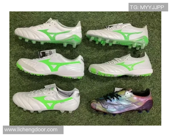 球星穿着美津浓足球鞋的亮眼表现与背后故事揭秘